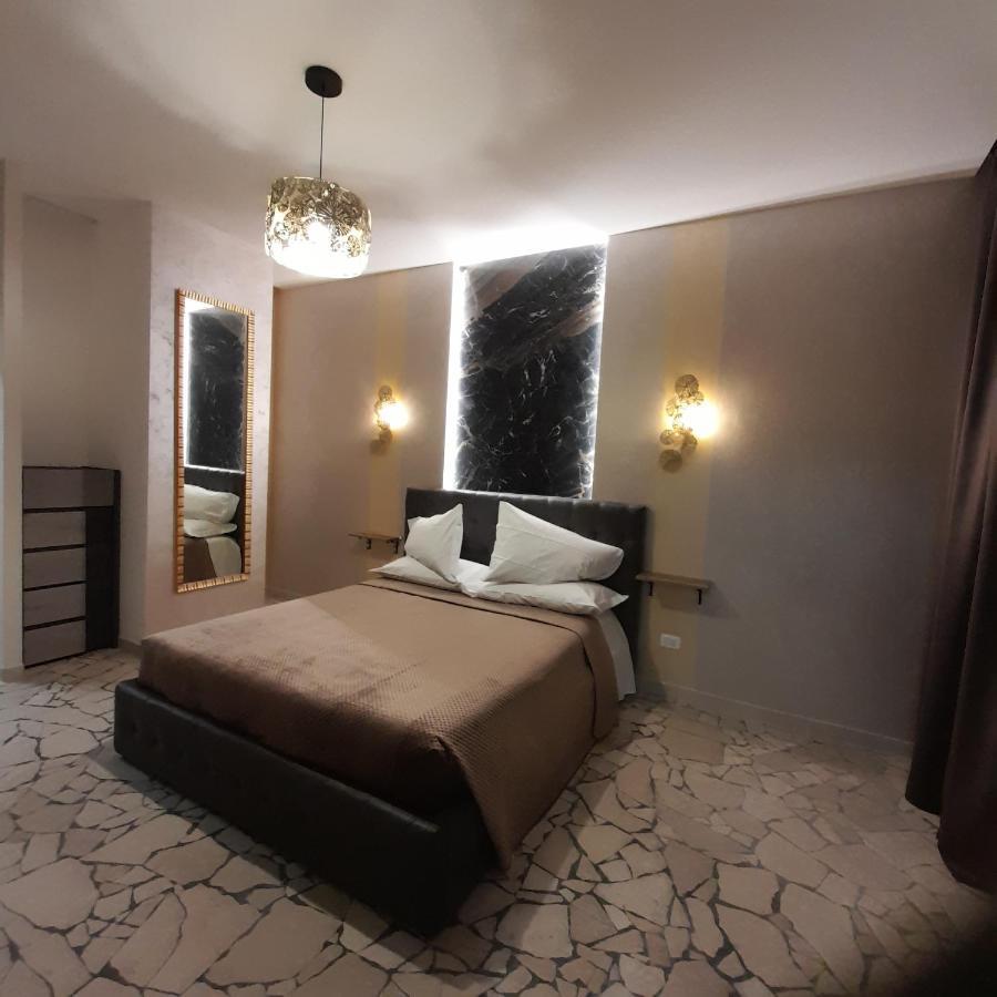 Appartamento Residenza N&D Luxury Bari Esterno foto